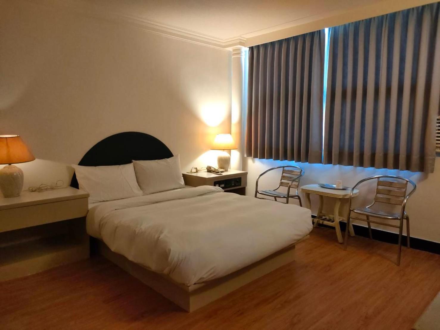 Dc Hotel Ταϊχούνγκ Εξωτερικό φωτογραφία
