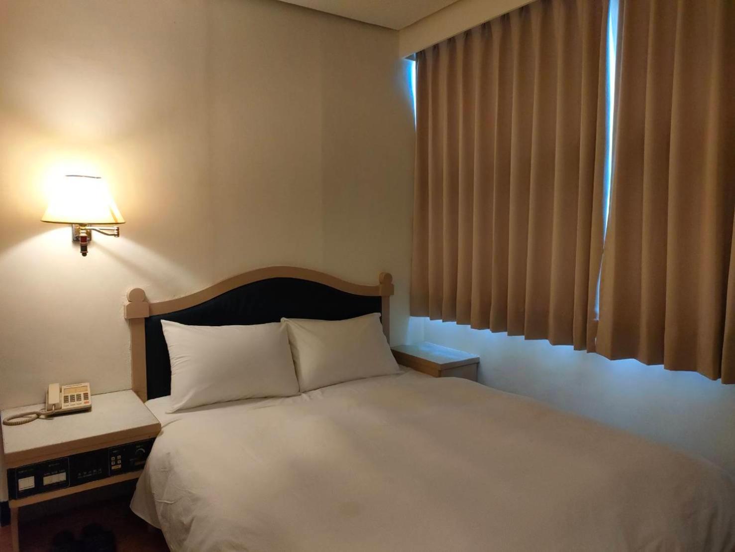 Dc Hotel Ταϊχούνγκ Εξωτερικό φωτογραφία