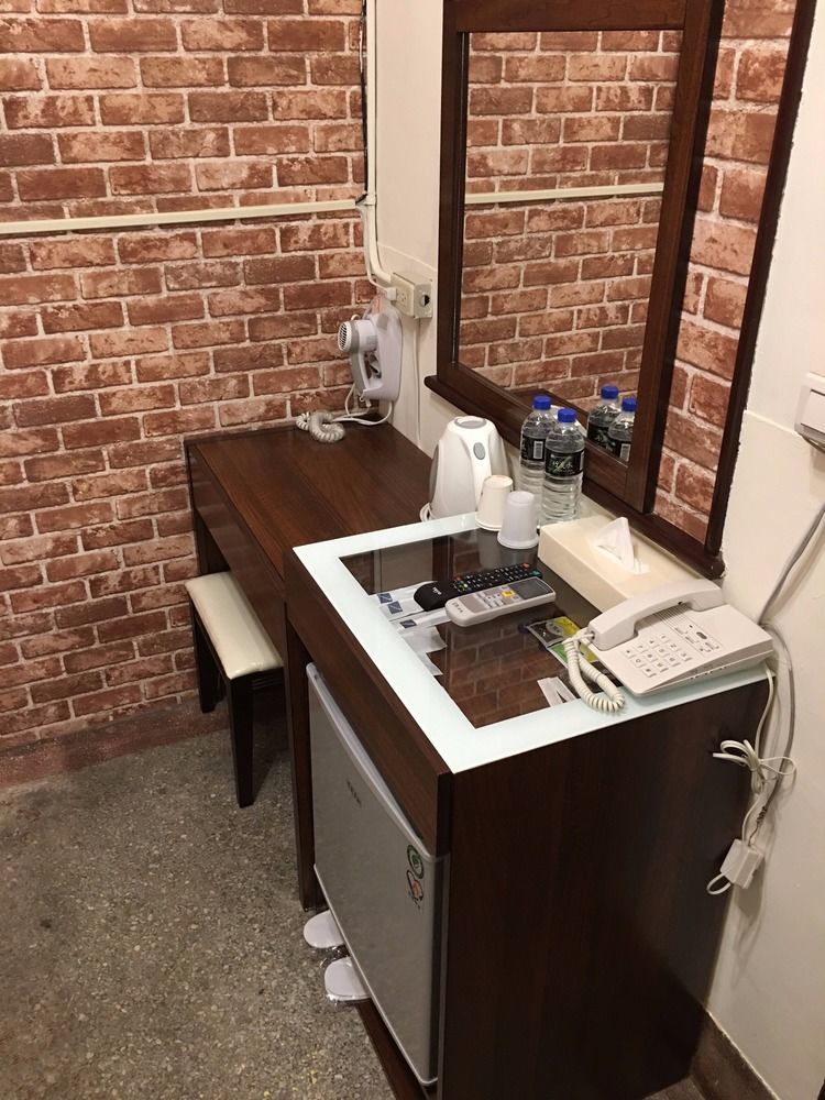 Dc Hotel Ταϊχούνγκ Εξωτερικό φωτογραφία